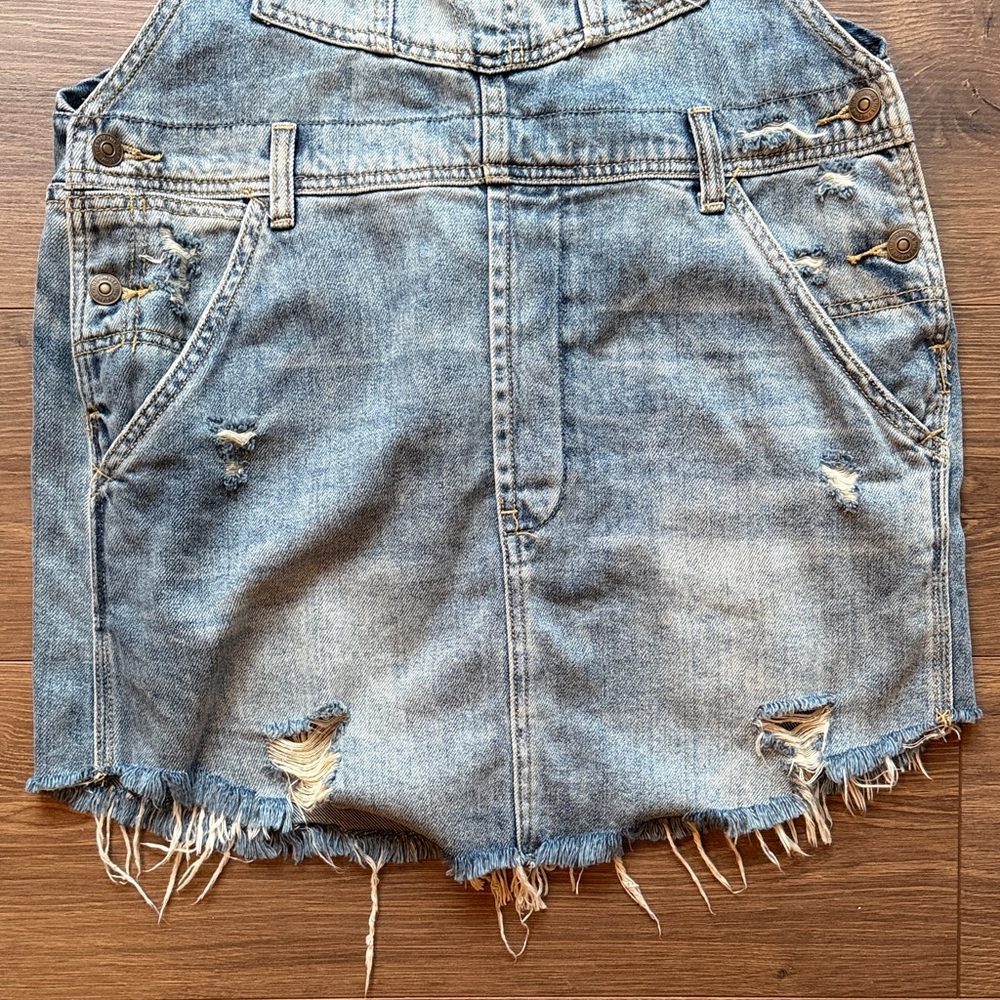 We The Free Blue Denim overalls - Picture 4 of 5